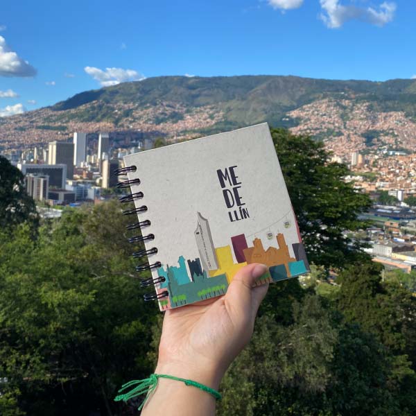Libreta ilustrada de Medellín